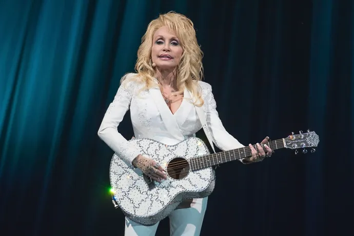 Meghalt Dolly Parton