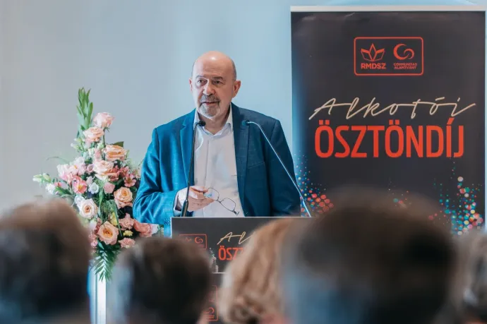 „A döntő szempont a tehetség” – Markó Bélát kérdeztük a Communitas Alkotói Ösztöndíjának átláthatóságáról