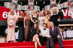 Drag queenek is feltűntek Borbély Alexandra filmjének Karlovy Vary-i premierjén, Nagy Ervin elkísérte feleségét