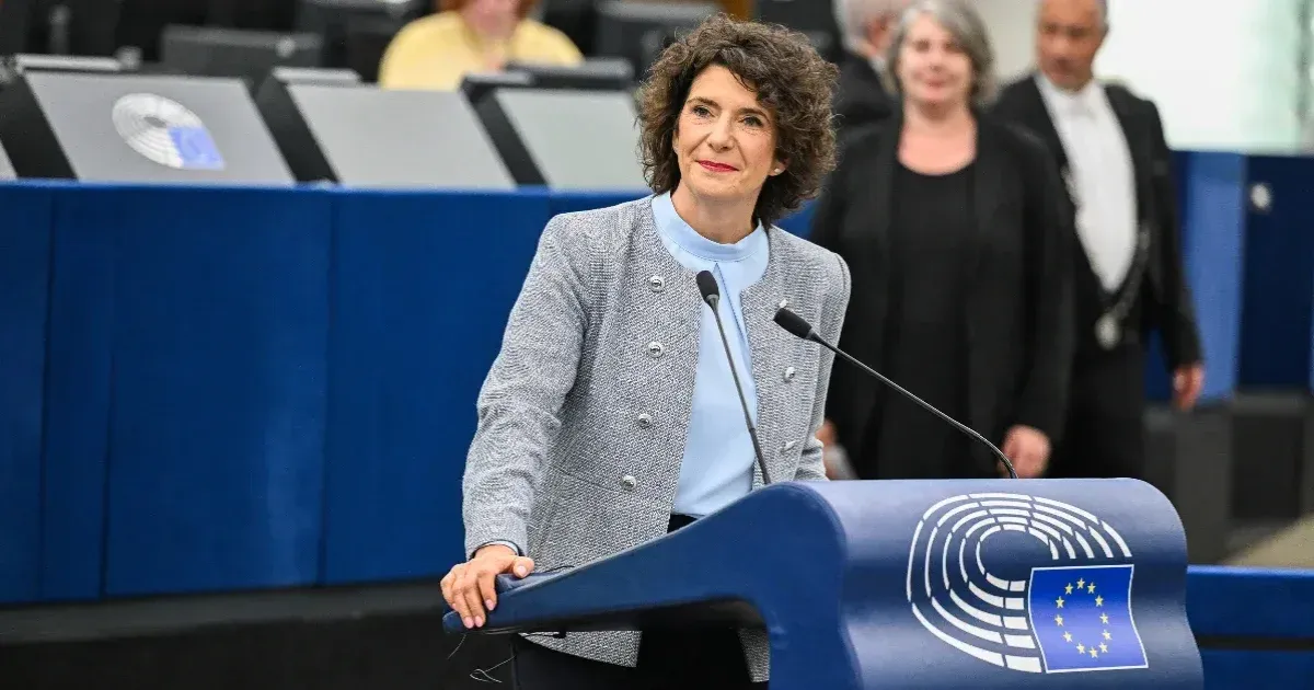 Az EP megtartotta Dobrev Klára mentelmi jogát a magyar hatóságok kérésére tett lemondás ellenére Az EP megtartotta Dobrev Klára mentelmi jogát a magyar hatóságok kérésére tett lemondás ellenére