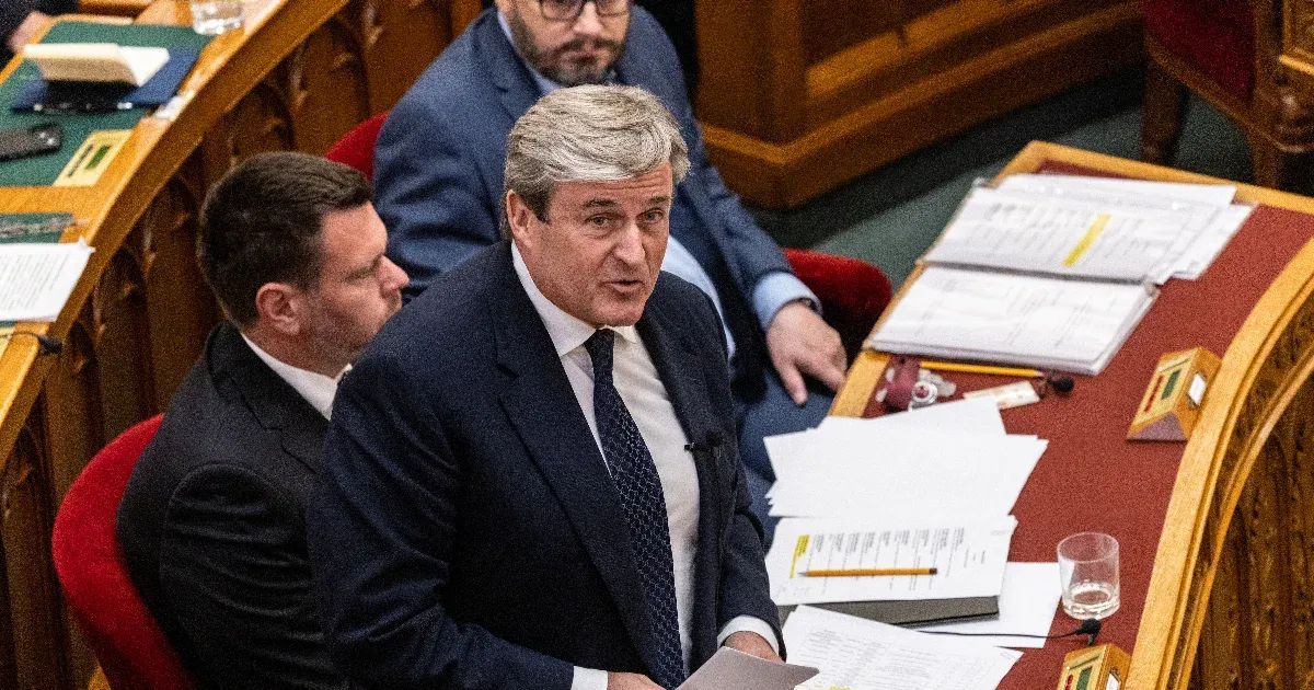 Kapitány István felmentette az MVM vezérigazgatóját