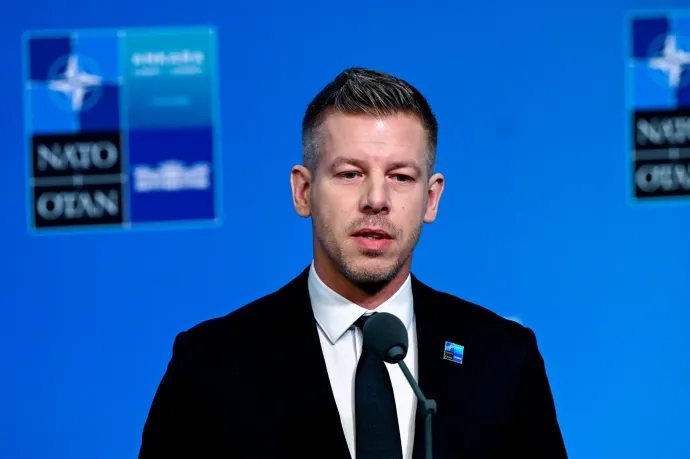 Magyar Péter a NATO-csúcson: Ukrajna áldozat, Oroszország brutális agresszor