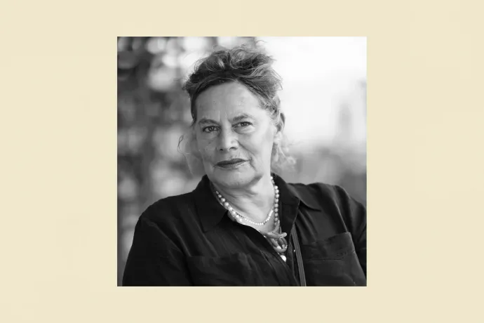 Deborah Levy: Augusztusi kék (részlet)