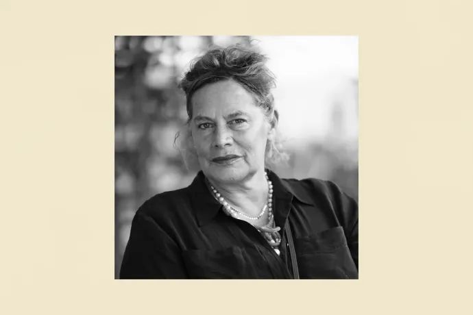 Deborah Levy: Augusztusi kék (részlet)