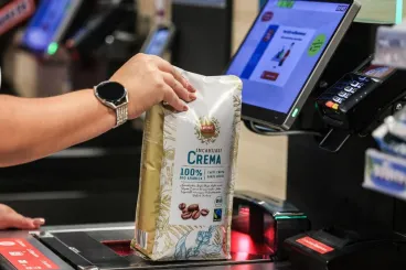 Tanulmány is kimutatja, hogy az önkiszolgáló kasszás boltokban nagy veszteséget okoznak a vásárlók