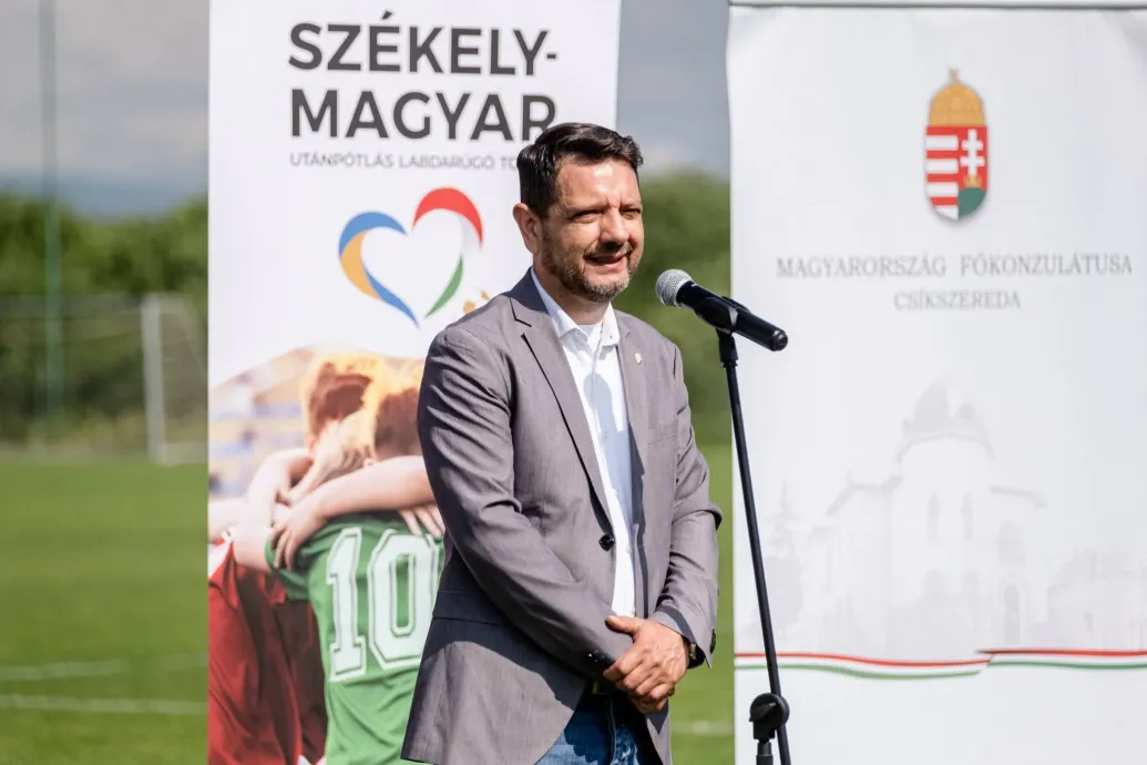 Visszahívták a csíkszeredai magyar főkonzult