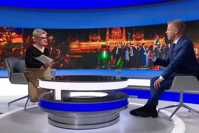 A Magyar Péter-interjúkat készítő műsorvezetőket és Kárász Róbertet is felmentette a közmédia új vezetése