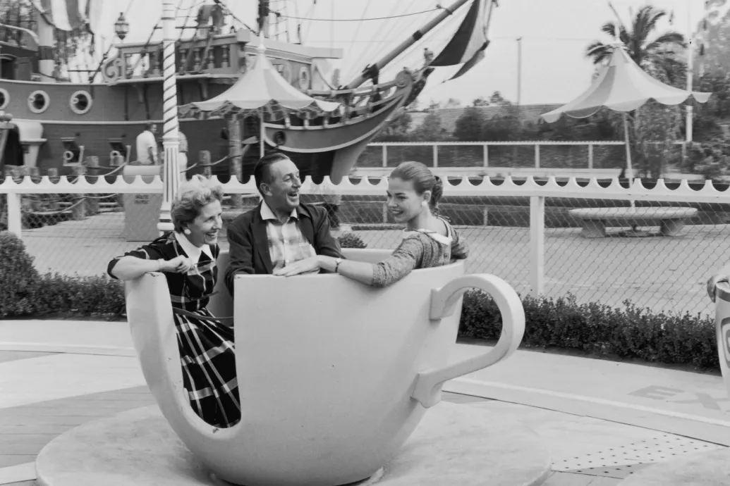 Disneyland egy emlékezetes gyárlátogatásnak köszönhető – Forrás: Telex.hu
