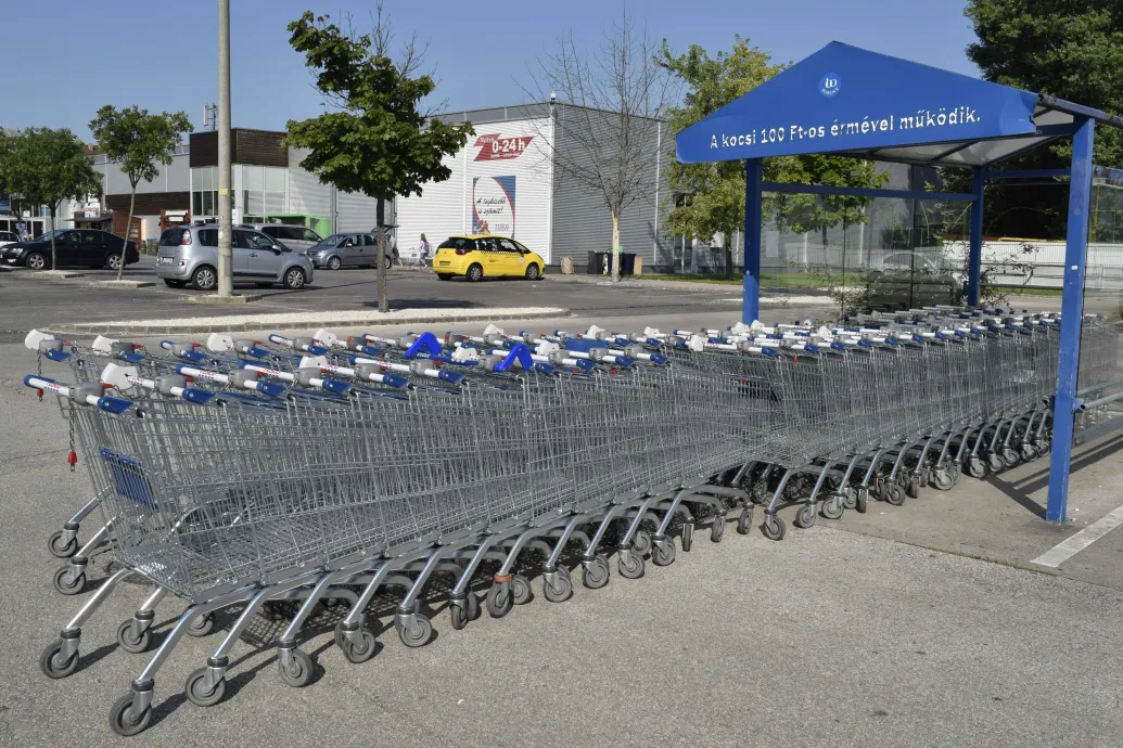 Financial Times: A Tesco fontolgatja, hogy végleg kivonuljon Magyarországról