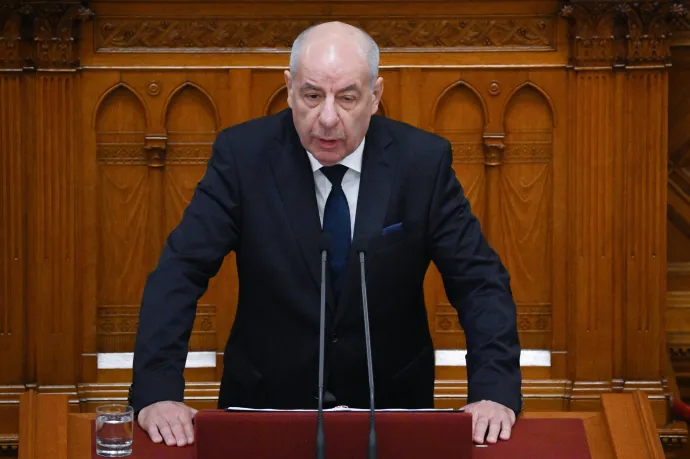 Sulyok Tamás aggódik, hogy az utódja a Tisza Párt politikai kinevezettje lesz