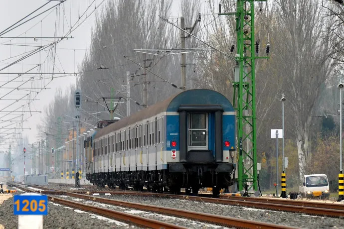 160-nal robogna a vonat Székesfehérvártól a Balatonig – új vasútfejlesztést készít elő a minisztérium
