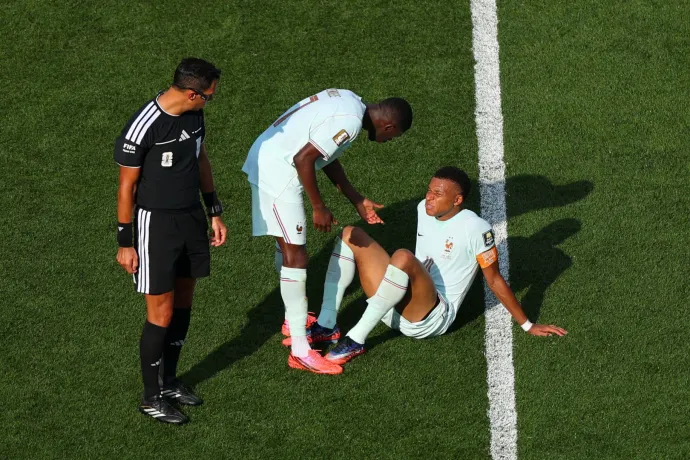Kylian Mbappé: Kaptam egy rúgást a bokámra, de nincs komoly baj