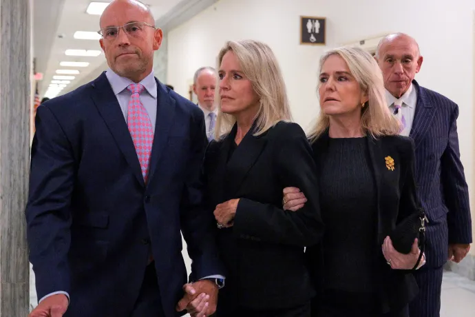 Az áldozatok szerint Jeffrey Epstein asszisztense hazudott a kongresszus előtt arról, hogy soha nem találkozott velük