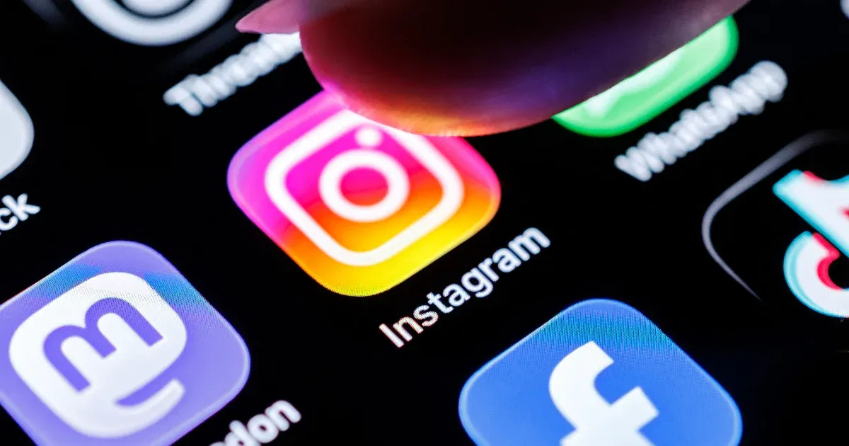 Az Európai Bizottság megállapította a Meta addiktív alkalmazásait: Szabályszegés a digitális szolgáltatások terén