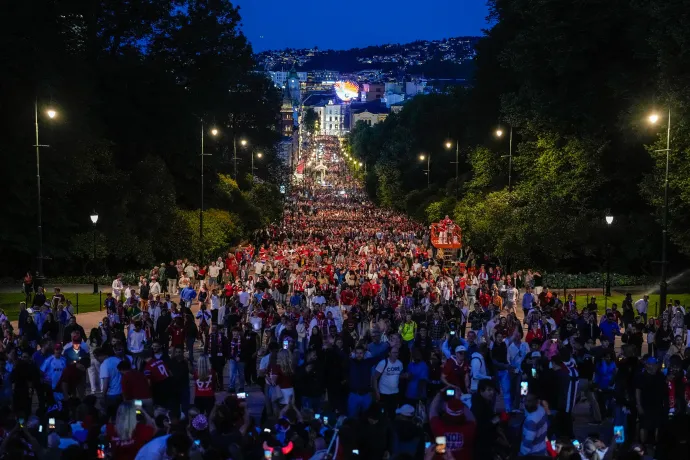 Norvégiában a vb miatt mindenki közös evezőre jutott