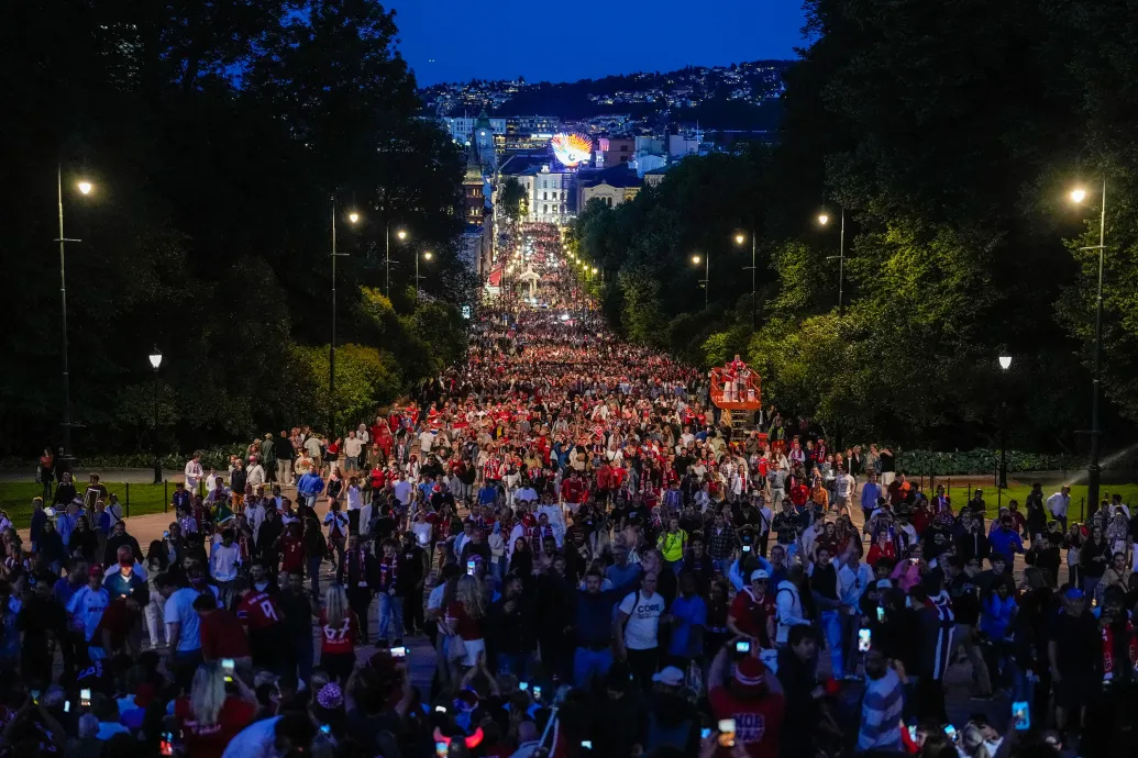Norvégiában a vb miatt mindenki közös evezőre jutott