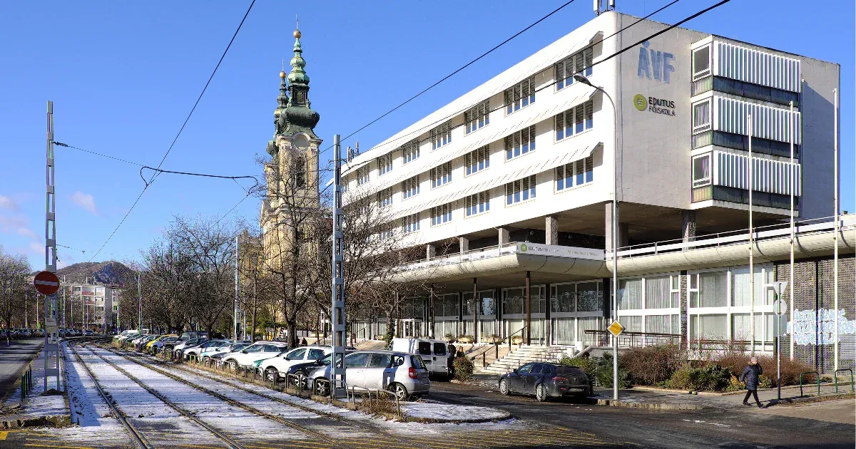 Rábólintott az önkormányzat: 140 lakásos lakópark épül a Feneketlen-tóhoz