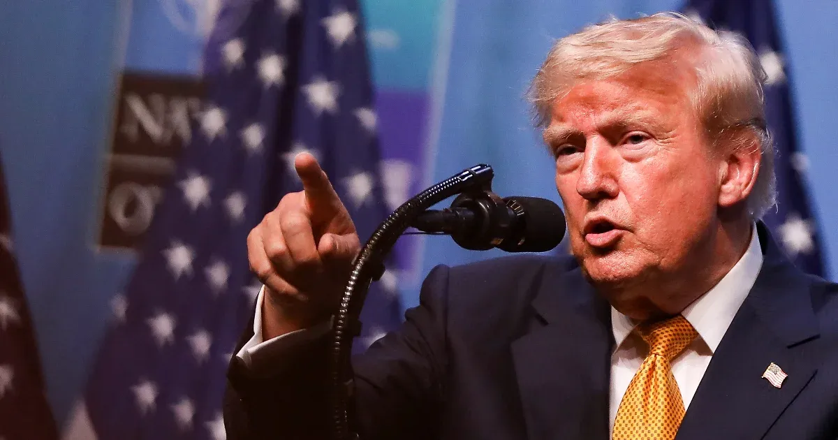 Trump fenyegetőzése: Irán teljes elpusztítását ígéri merénylet esetén