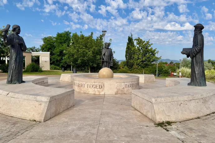 Eltávolították Balog Zoltán nevét egy budapesti emlékműről
