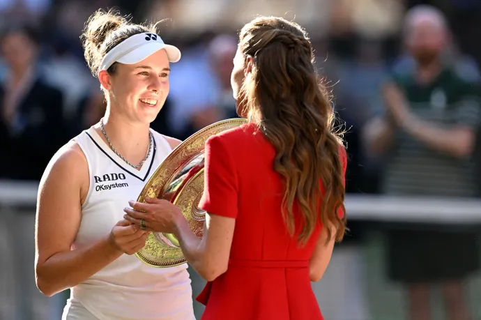 A 21 éves Linda Noskova nyerte a női egyest Wimbledonban