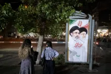 Irán új legfelsőbb vezetője bosszút esküdött apja gyilkosai ellen