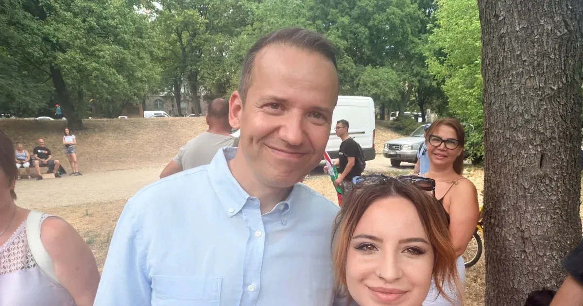 Nyerges Csenge kijelentette: Orbán Viktor nem térhet vissza, a Fidesz megújulása rossz irányba halad Nyerges Csenge kijelentette: Orbán Viktor nem térhet vissza, a Fidesz megújulása rossz irányba halad