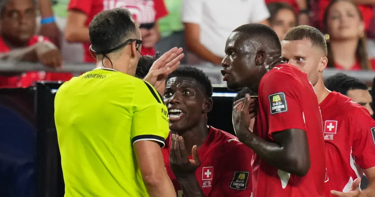 Embolo kiállítása és a svájci csapat drámája az Argentína elleni negyeddöntőben Embolo kiállítása és a svájci csapat drámája az Argentína elleni negyeddöntőben
