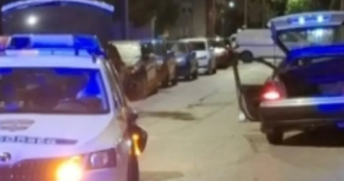 Rendőrautónak ütközött egy 17 éves gyorshajtó, a megsérült rendőrök fogták el Székesfehérváron