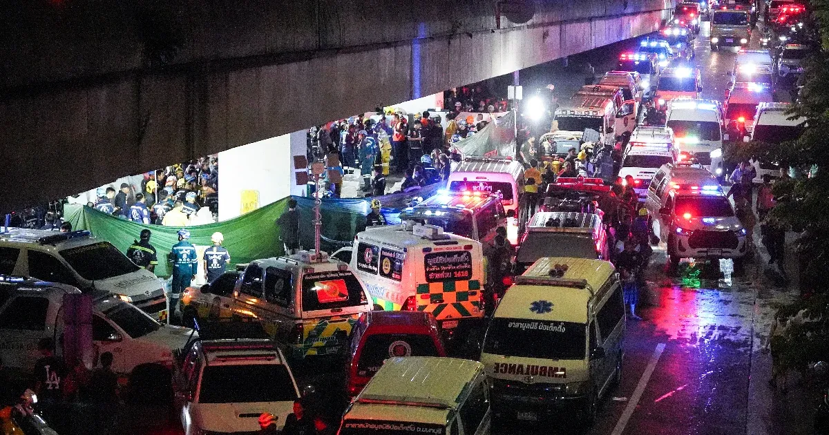 A kijárat helyett a mosdókba menekülhettek sokan a kiégett bangkoki bárban