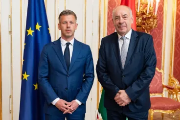 Négy út áll Sulyok Tamás előtt az Alaptörvény módosítása után