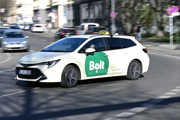 Bukarestben már okostelefon nélkül is lehet Boltot rendelni