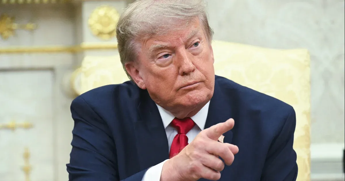 Trump visszalép a Hormuzi-szoros védelmi díjától, új befektetési tervet hirdet