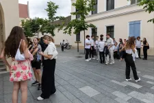 Látványosan javult idén a magyar diákok érettségi eredménye románból