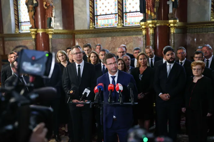 Ez már nemcsak a Fidesz válságáról, hanem sok politikus karrierjének a végéről szól