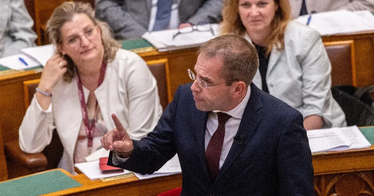 Rendkívüli parlamenti ülés: Törvényjavaslatok a nyári időszakra