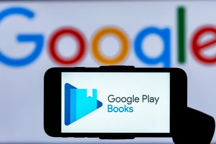 A történelem egyik legnagyobb szerzői jogi jogsértésének elkövetésével vádolja a Google-t több könyvkiadó
