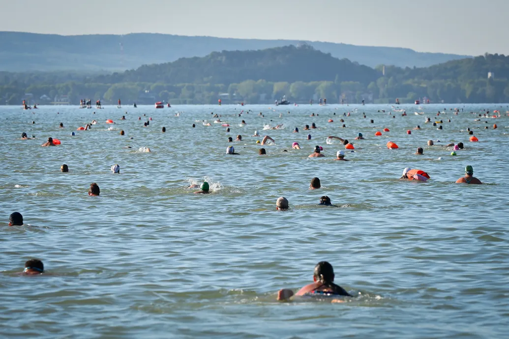 A hidegfront miatt elmarad a hétvégi Balaton-átúszás