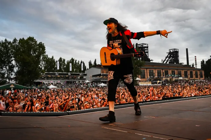 A Gogol Bordello azért nem jött a Szigetre, mert a frontember attól tartott, elviheti Magyarországról az orosz titkosszolgálat