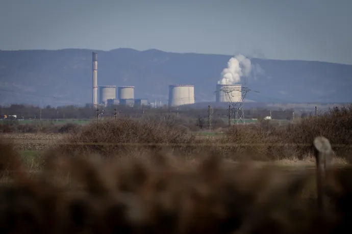 A fosszilis energia visszaszorításával csökkentene rezsit az EU, de puhítana egy ezt segítő rendszeren