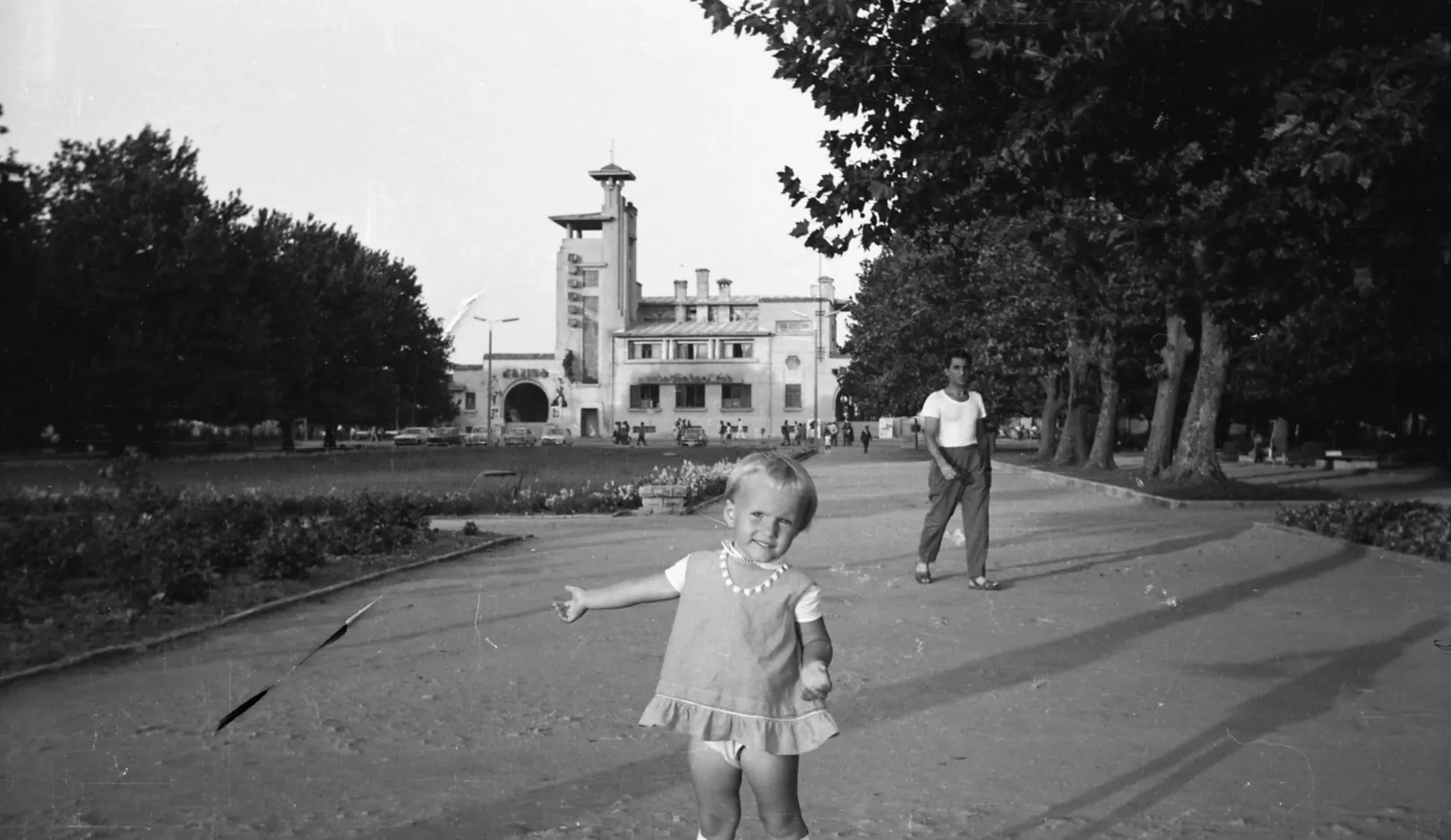 Az 1935-ben átadott mamaiai kaszinó épülete – Fotó: Bámbó István / Azopan Fotóarchívum