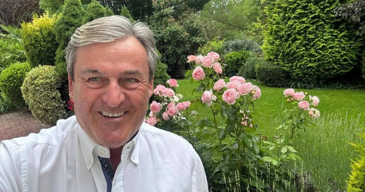 Fidesz: Kapitány István adja el shelles részvényeit!