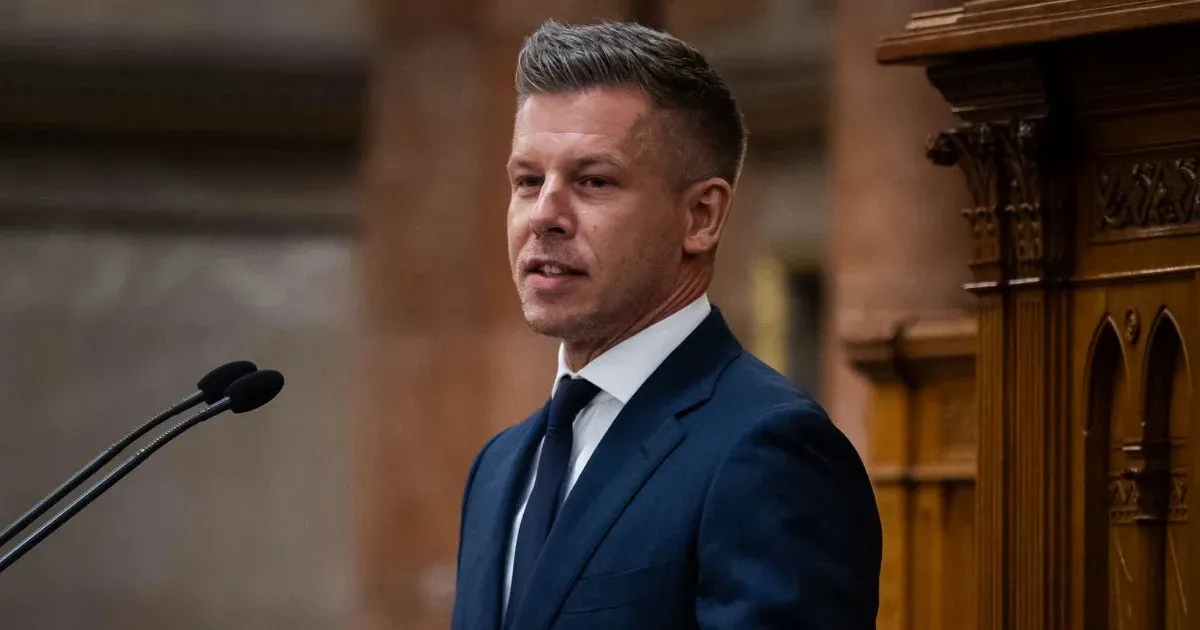 Magyar Péter: A magam részéről az alkotmányozás folyamatában támogatnám a választási korhatár 16 évre történő csökkentését