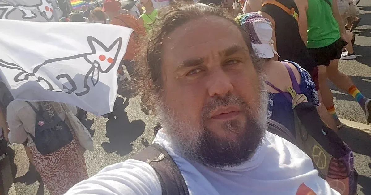 Kovács Gergely nem indul, Tóth-Benedek Csanád a Kétfarkú Kutya Párt elnöki posztjára pályázik Kovács Gergely nem indul, Tóth-Benedek Csanád a Kétfarkú Kutya Párt elnöki posztjára pályázik
