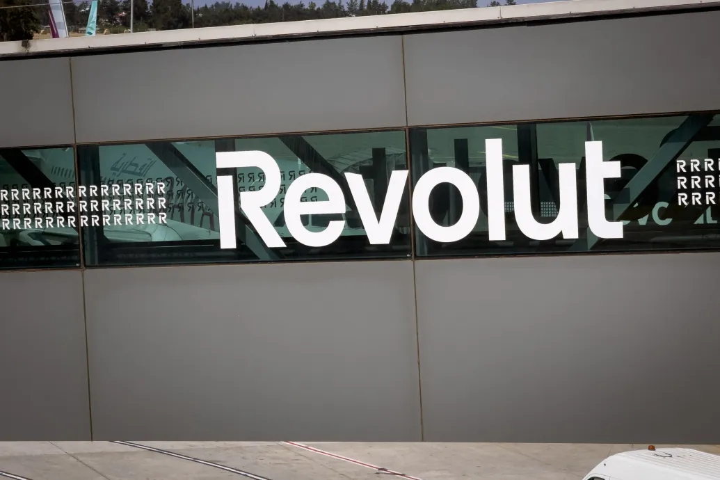 Sokkal magasabb kamatot ad a Revolut az újonnan regisztrált ügyfeleknek