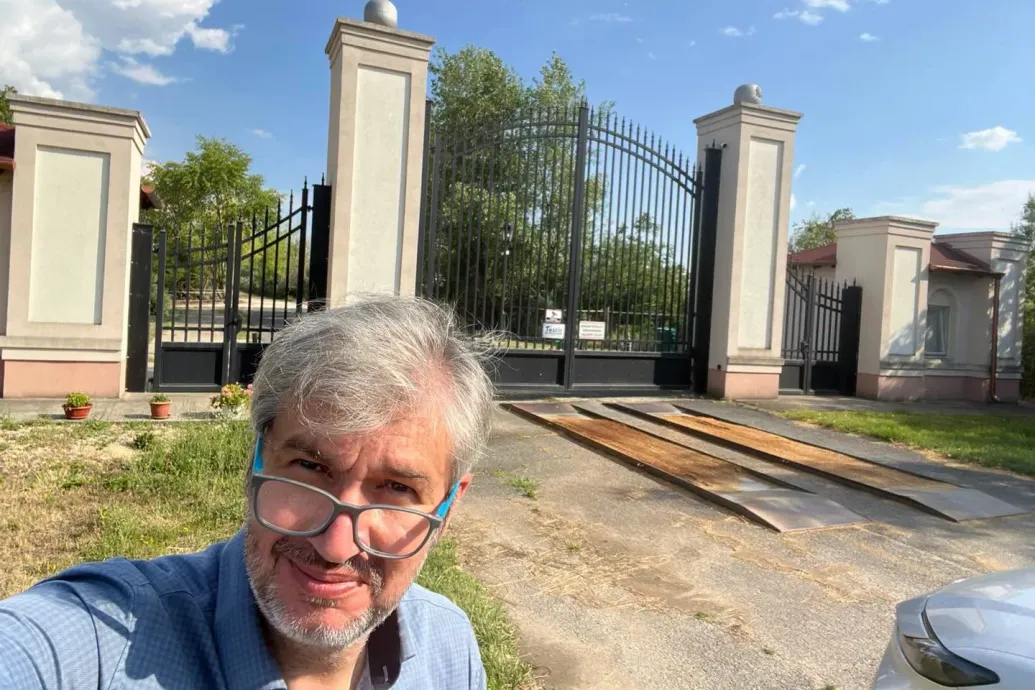Hadházy egy fotó alapján azt állítja: már korábban is pusztultak el zebrák Hatvanpusztán