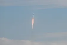 A Holdba csapódhat egy SpaceX Falcon–9 hordozórakéta levált felső része