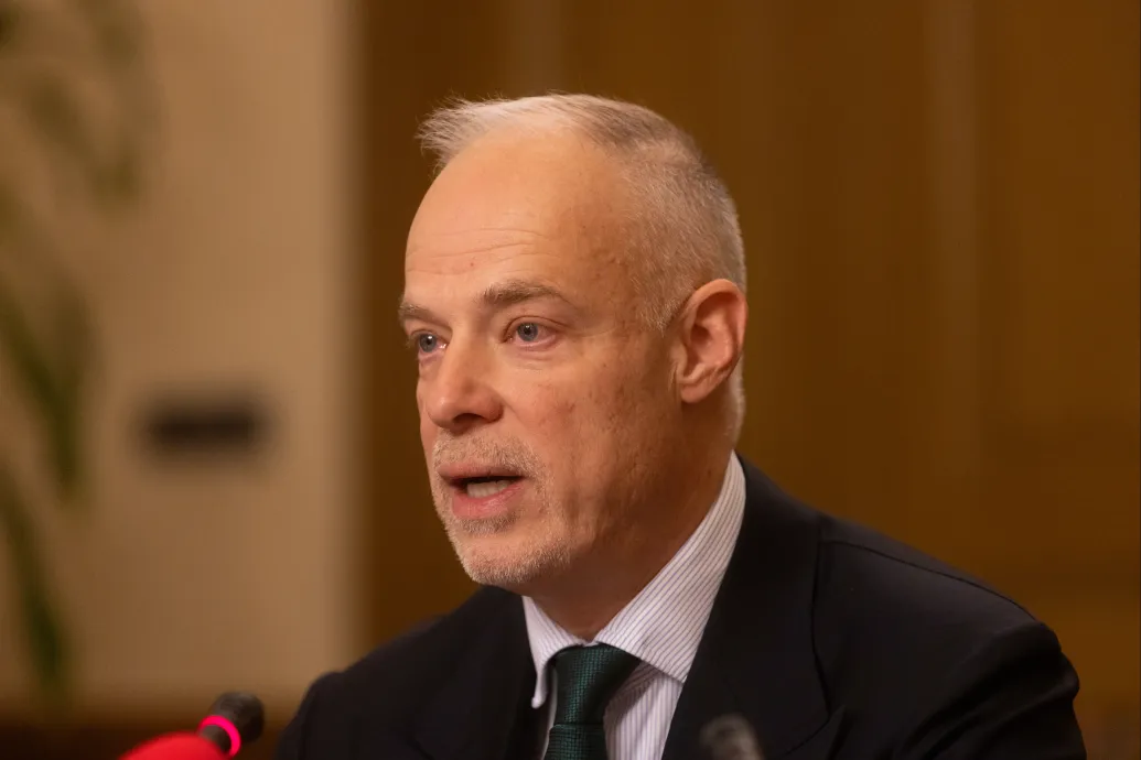 Két éjszaka 9,5 millió forintból – kiderült, mennyi közpénz ment el Szalay-Bobrovniczky Kristóf külföldi útjaira