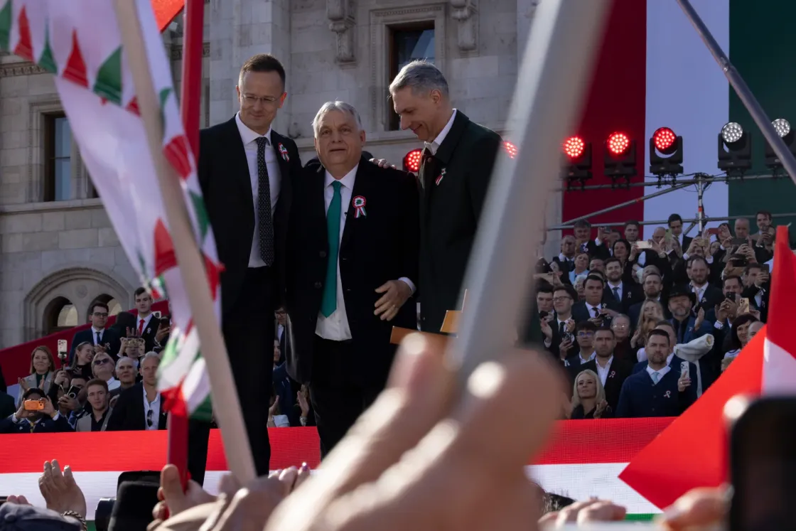 Nemcsak a Fidesz van válságban, de a húsz éven át épített hálózata is halálos sebeket kap