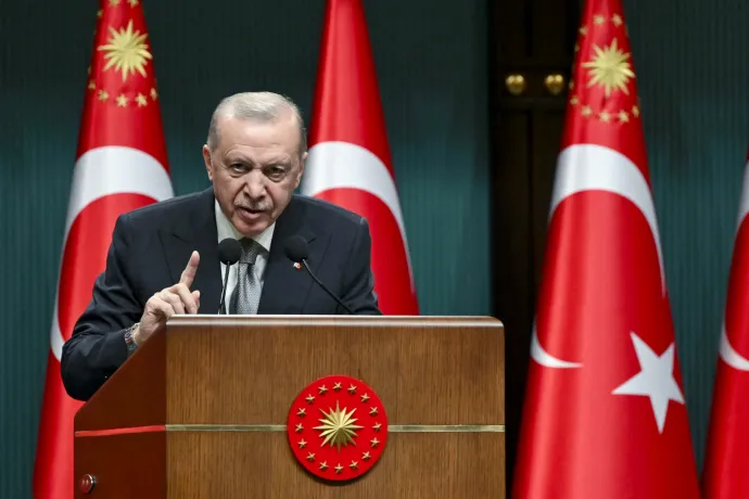 Arte: A segítségért cserébe Európa szemet huny Erdoğan autoriter rendszere felett