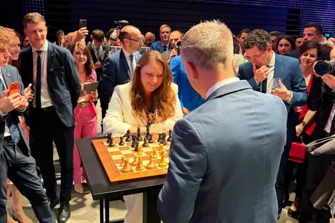 Tanács Zoltán szerint az elmúlt napok sakkjátszmájában Polgár Judit és Magyar Péter is nyert